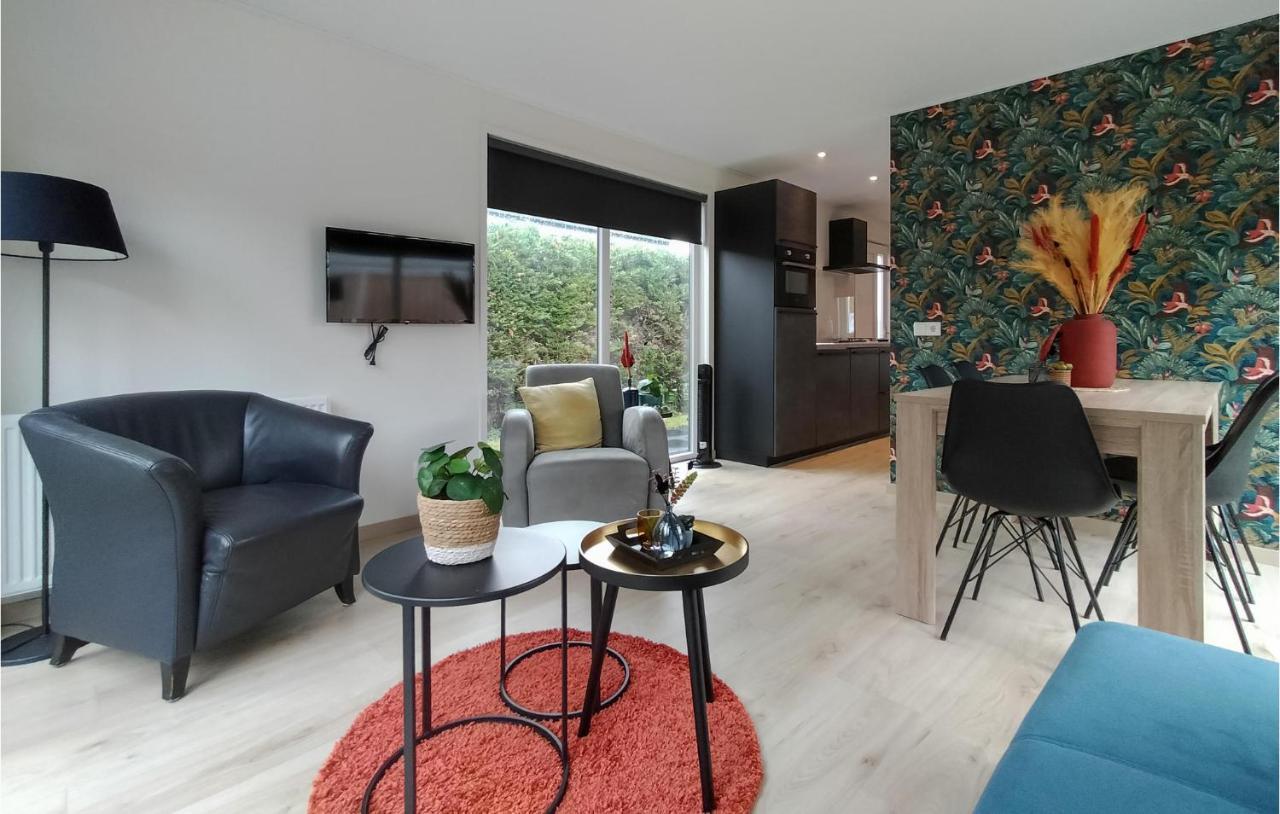 2 Bedroom Awesome Home In Heinkenszand Exteriér fotografie
