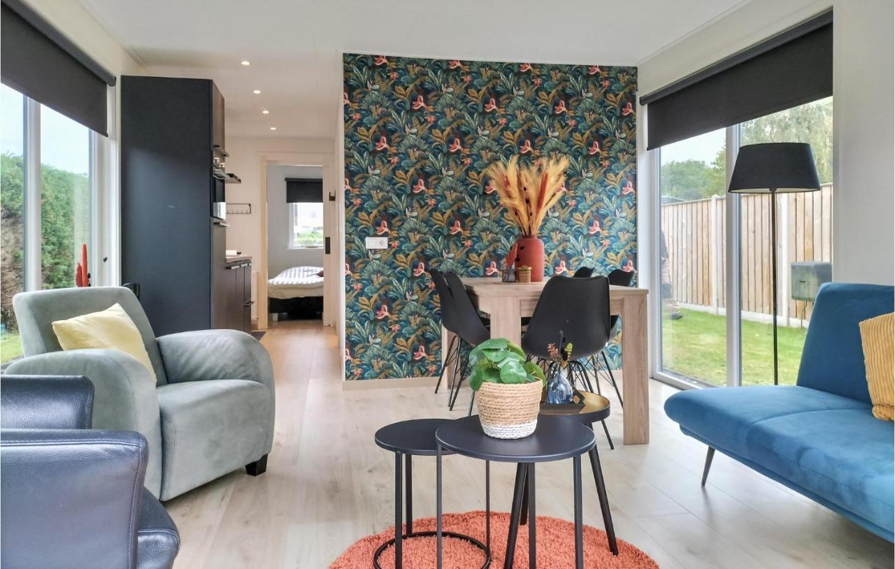 2 Bedroom Awesome Home In Heinkenszand Exteriér fotografie