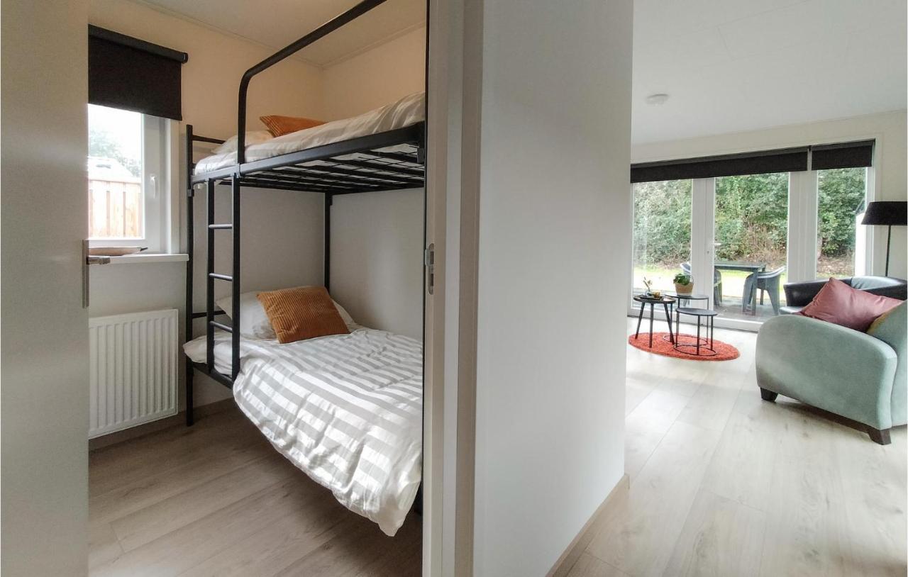 2 Bedroom Awesome Home In Heinkenszand Exteriér fotografie